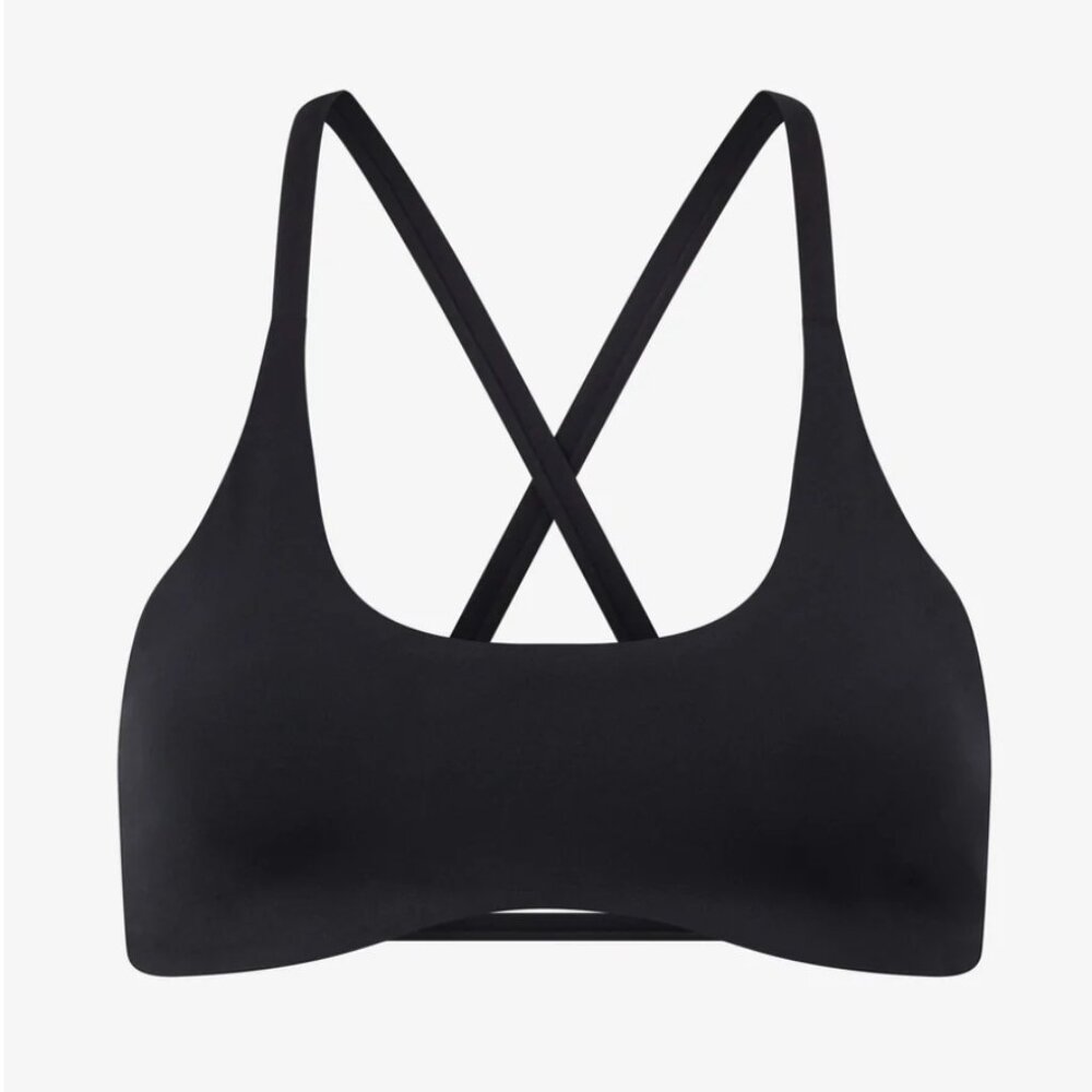 NWT CSB x ILUVSARAHII Serenity Karen Crop Size Medium